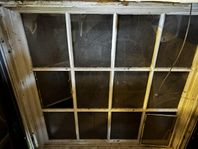 stora fönster 135x135 (20-30tal)