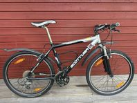 Scott Mountainbike Team Racing