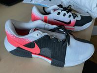 Tenniskor Nike Zoom Challenge, nya. Strlk 46 EUR, 11 US