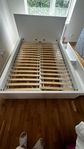 IKEA MALM Säng + VOLEVÅG Madrass + Ribbotten+lådor