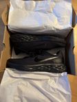 Nike Revolution 6 (svarta)