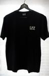 Märkes t shirt 