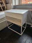 IKEA, VIKHAMMER sängbord eller sido bord