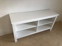 IKEA BRUSALI TV-enhet i vit; 120 x 62 cm