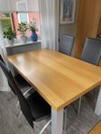 Matbord + 4 stolar