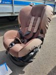 Britax maxi cosi bakåtvänd.