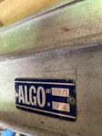 Stabil aluminium stege 9m med stödben för lutning 60cm.