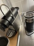 Nespresso maskin med mjölkskummare snabb affär bra pris