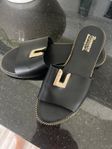 sandaler