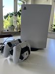 PS5 inkl två kontroller och laddstation