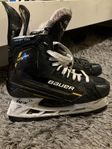 Bauer Supreme M5 PRO skridskor