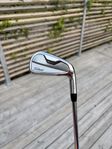 Titleist T200 4-48,  Stiff