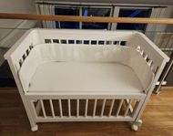 Troll Sun Bedside Crib