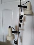 Golvlampa i plåt. Ev.60- tal