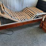 Ställbar säng 90cm