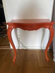 Orange bord till salu