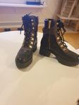 Michael Kors boots svart läder Strl 36 nyskick