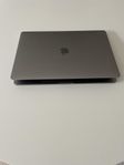 Apple MacBook Pro 2018 15.4" 2.6 GHz i7-8850H 16 GB 512 GB
