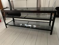 TV-bänk med glasskivor bortskänkes
