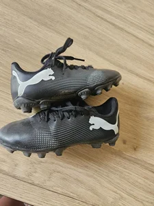 fotbollsskor Puma strl 28