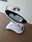 4moms MamaRoo 4 gunga med spädbarnsinlägg