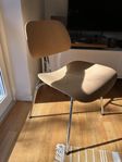 Eames-stol, DCM