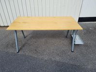 Skrivbord IKEA