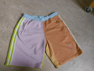 Adidas shorts stl M