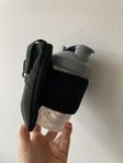 (Nr 59) Paket: Vattenflaska m shakerboll + mobilhållare.