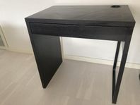 Skrivbord Micke svartbrun