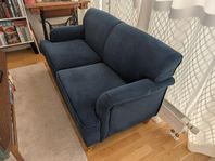 Soffa i sammet, mörkblå