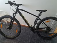 Scott Aspect 960 + Abus Locker + air pump