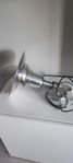 Lampa i  metall.