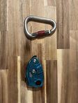 Petzl GriGri (blå) med skruvkarbin – säkringsutrustning