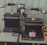 2 antika telefoner