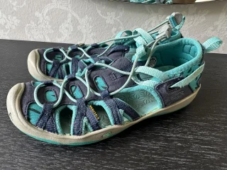 Keen sandaler