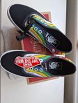Helt nya Skor Vans Authentic 36,5 storlek Authentic rainbow