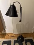 Gubi Bestlite golvlampa svart 