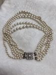 Halsband