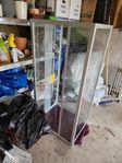 terrarie i glas med aluminium ram