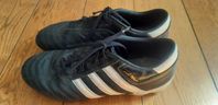 Adidas fotbollsskor 37-38