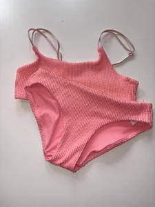 Neon bikini!