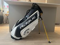 Callaway Rogue ST Staff Standbag – Svart/Vit/Guld