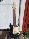 Squier Stratocaster Strat SE m tillbehör