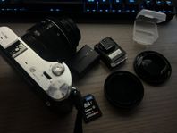 Samsung NX300 plus 20-50mm zoom
