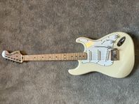 Squier Stratocaster OW