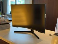 Samsung 32" Curved Datorskärm
