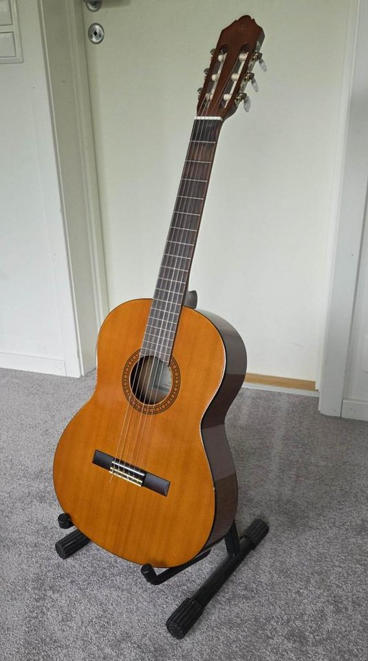 Yamaha CS40, 3/4-gitarr