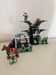 LEGO 6066 Camouflaged Outpost – Forestmen
