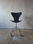 Fritz hansen modell 3117 